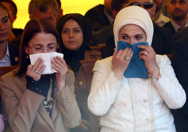 Erdoğan Ailesi Arnavutluk'ta Gözyaşlarına Boğuldu' 13