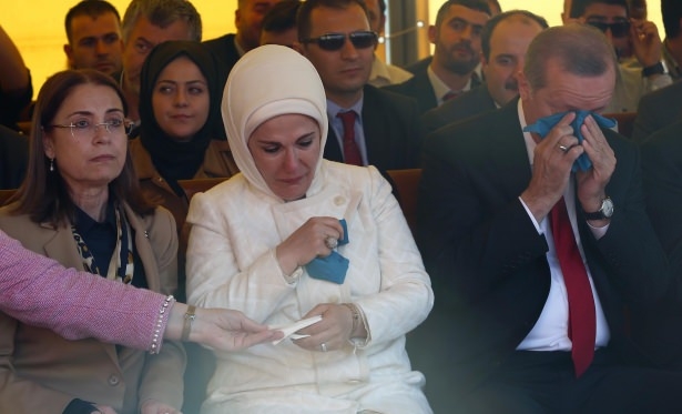 Erdoğan Ailesi Arnavutluk'ta Gözyaşlarına Boğuldu' 15