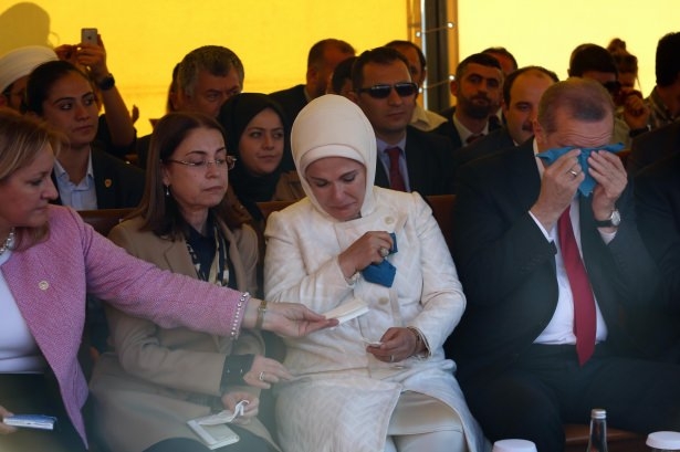 Erdoğan Ailesi Arnavutluk'ta Gözyaşlarına Boğuldu' 5
