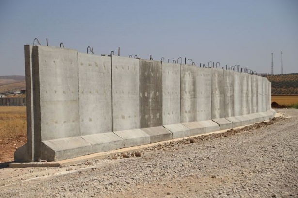 Suriye Sınırına 3 Metrelik Beton Duvar 23