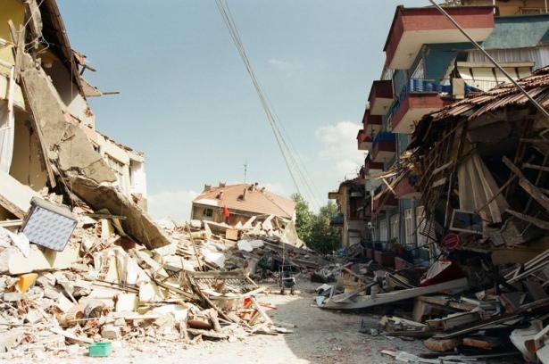 Marmara Depremi'nin 16. Yılı 50