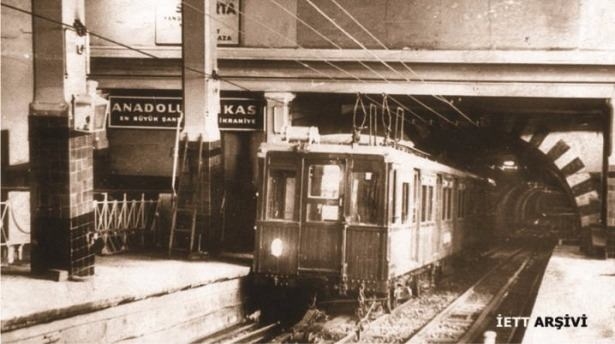 İstanbul'un Nostaljik 100 Ulaşım Aracı 25
