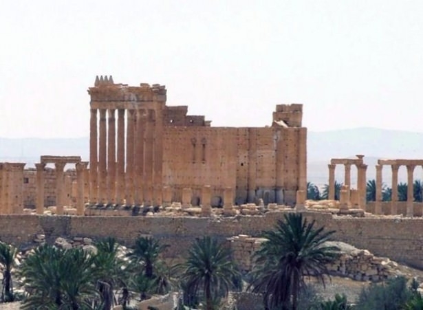 IŞİD, 2 Bin Yıllık Tapınağı Havaya Uçurdu 1
