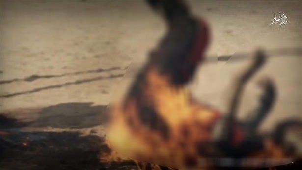 IŞİD'in yeni katliam yöntemi kan dondurdu (+18) 16