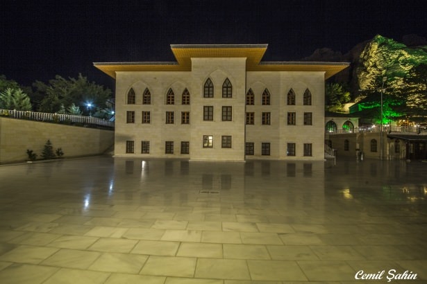 Osmanlı Coğrafyasının Manevi Mimarı 26