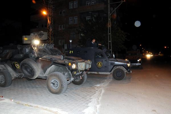 Patlayıcı PKK'lıların Ellerinde Patladı 4