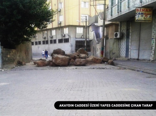 PKK Cizre sokaklarını bu hale getirdi 5