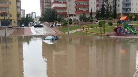 Adana'da Yağış Sonrası Ev Ve İşyerlerini Su Bastı! 20