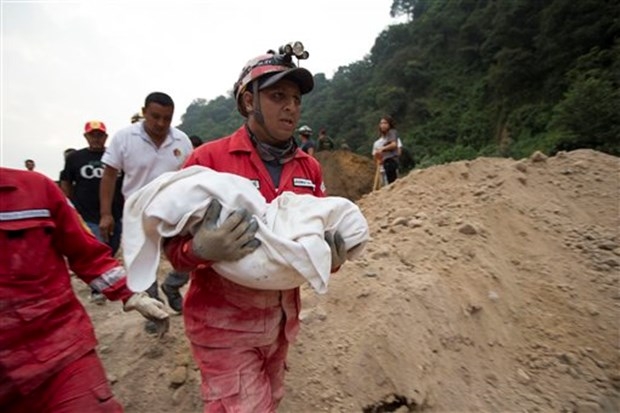 Guatemala'da Büyük Facia: 86 Ölü, 350 Kayıp 6
