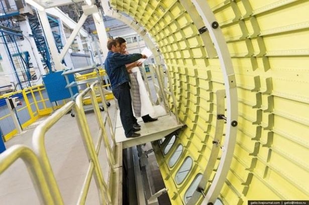 Savaş uçakları nasıl üretiliyor? 19