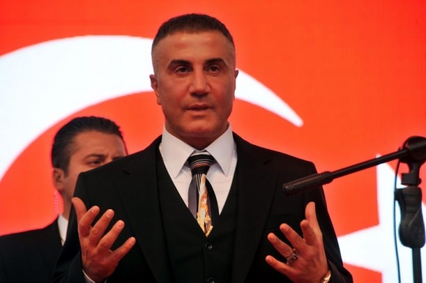 Sedat Peker, Ülkücü İşaretiyle AK Parti'ye Oy İstedi 2