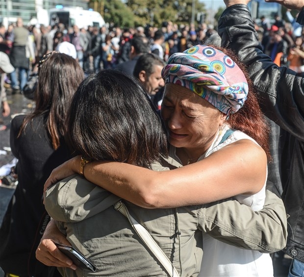 Ankara'daki Patlamadan Kan Donduran Görüntüler! 95