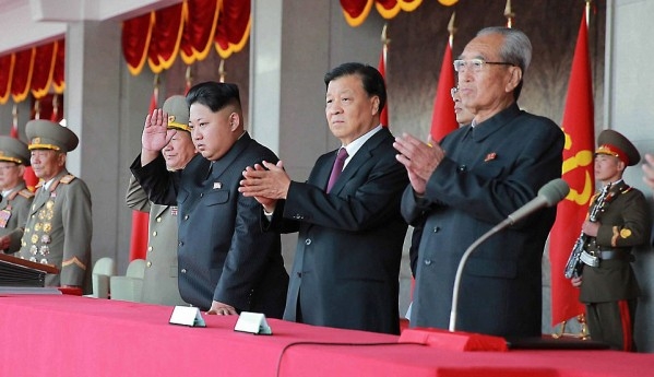 Kore Lideri'nin Garip Saç Traşı! 4