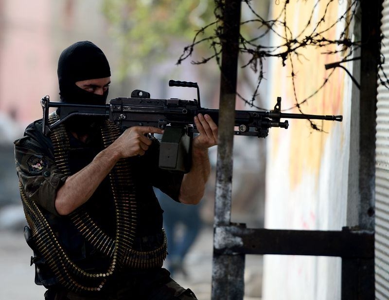 Diyarbakır'da Terör Örgütüne Operasyon 14