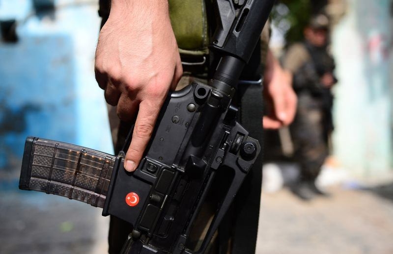 Diyarbakır'da Terör Örgütüne Operasyon 22