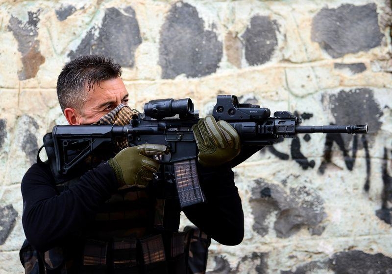 Diyarbakır'da Terör Örgütüne Operasyon 37