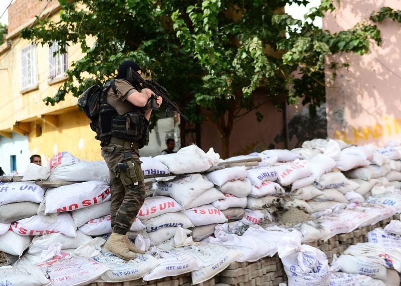 Diyarbakır'da Terör Örgütüne Operasyon 47