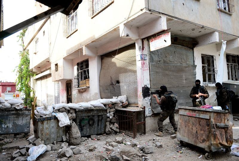 Diyarbakır'da Terör Örgütüne Operasyon 58