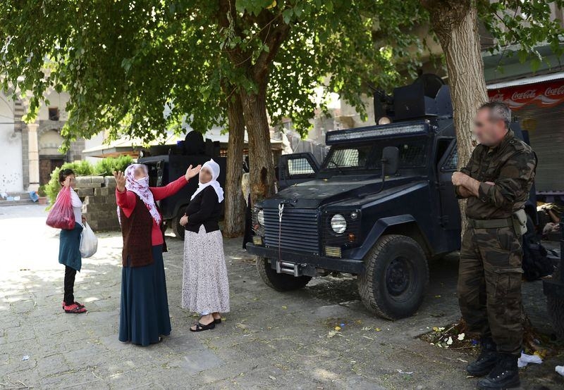 Diyarbakır'da Terör Örgütüne Operasyon 60