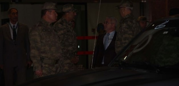 Komutanlar Gece Yarısı Gaziantep'e Geldi 3