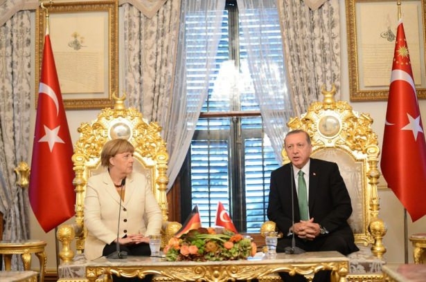 Cumhurbaşkanı Erdoğan İle Merkel Görüştü 24