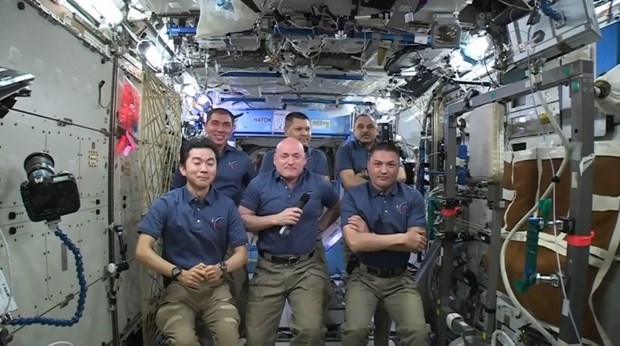 Uluslararası Uzay İstasyonu'nda Kesintisiz Yaşamın 15. Yılı 28