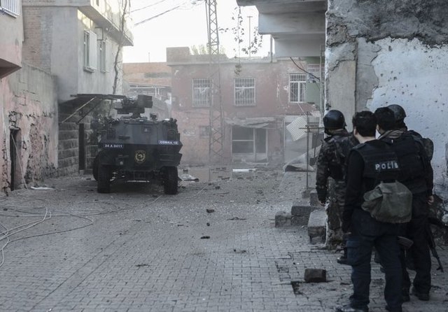 Diyarbakır'da Nefes Kesen Operasyon 5