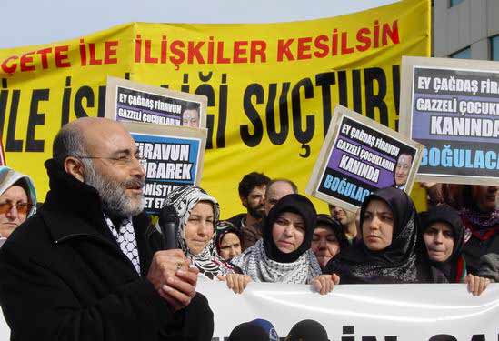 MUBAREK ISTANBUL'DA PROTESTO EDILDI 1