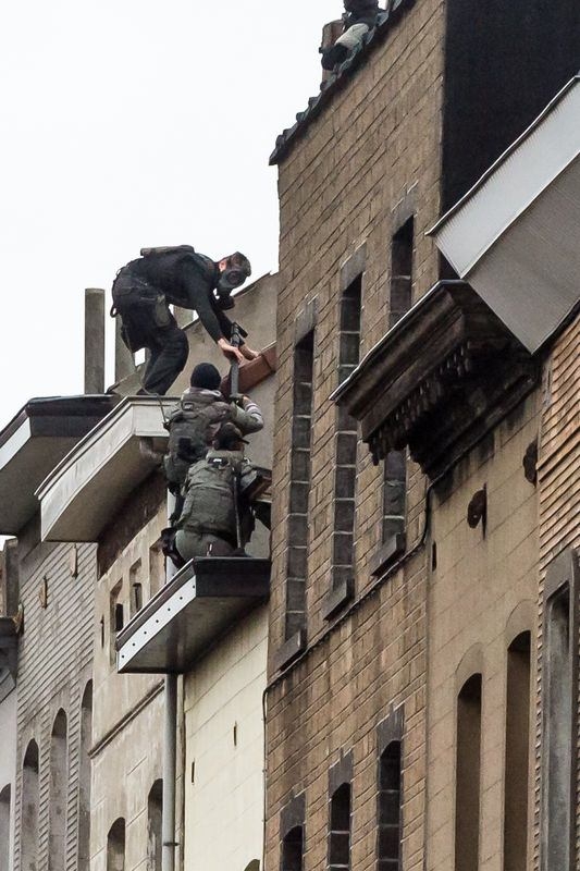 Polis IŞİD'in Avrupa'daki Başkentini Bastı! 3