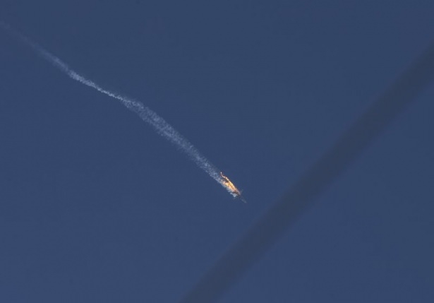 Suriye Sınırında Uçak Düştü! 12