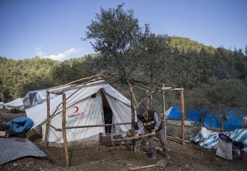 Türkmen Köyleri 'Hayalet Şehre' Döndü 13