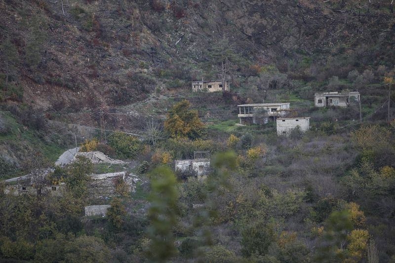 Türkmen Köyleri 'Hayalet Şehre' Döndü 6