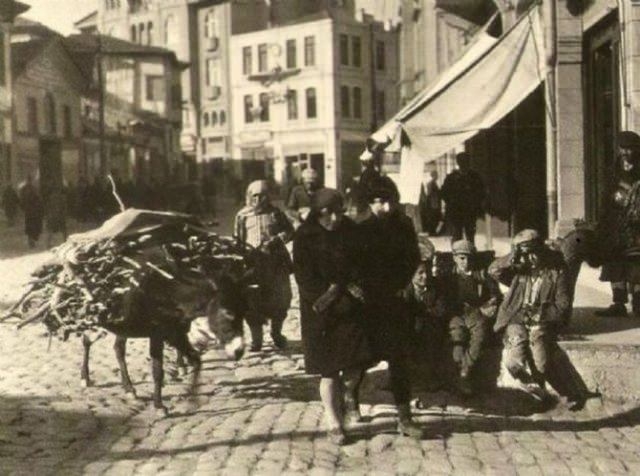 1900'lü Yılların Görmediğiniz İstanbul'u 56
