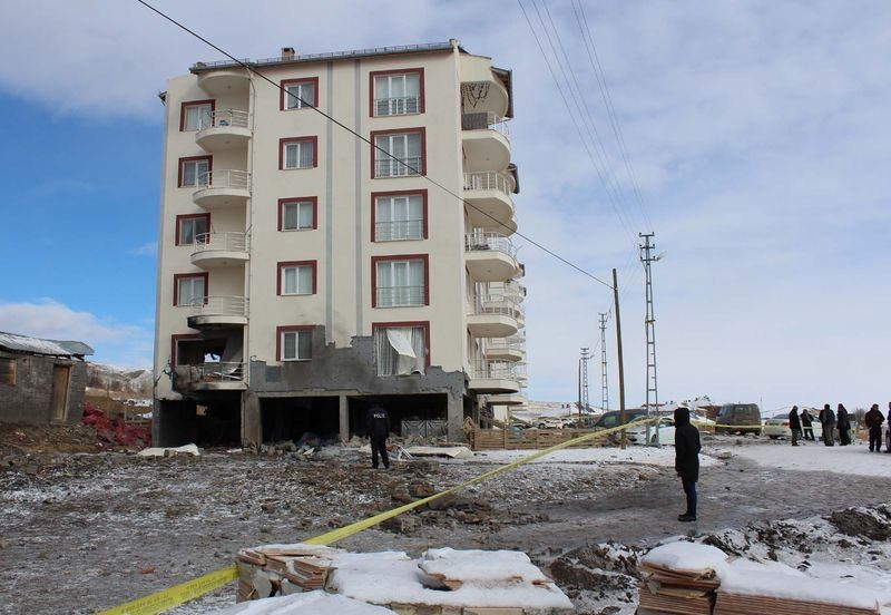 Sivas'ta Patlama! 1 Ölü 2 Yaralı 20