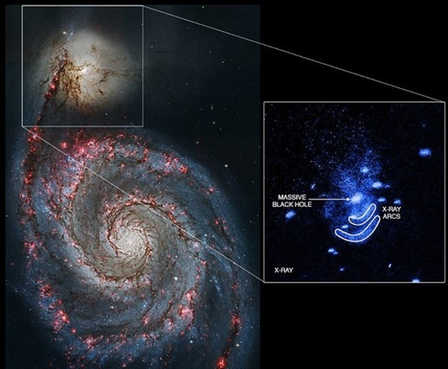 İki Galaksinin Birleşme Anı 1