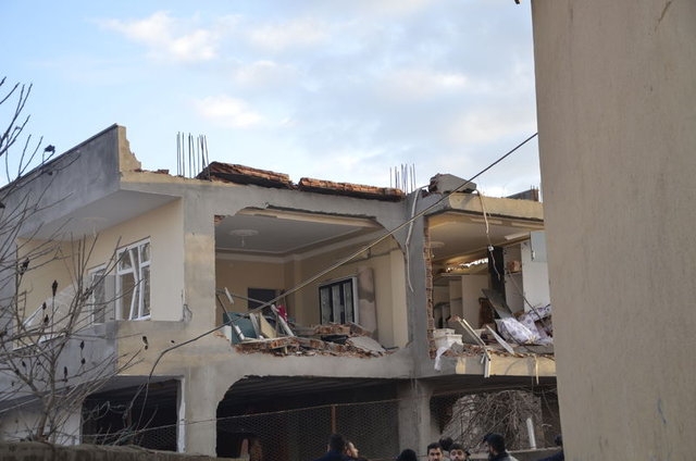 Terör Diyarbakır Çınar'ı Vurdu! 27