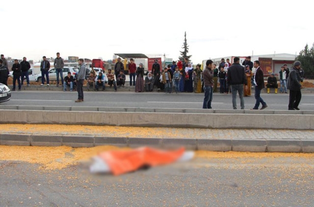 Mardin'de Tırın Çarptığı Lise Öğrencisi Öldü 9