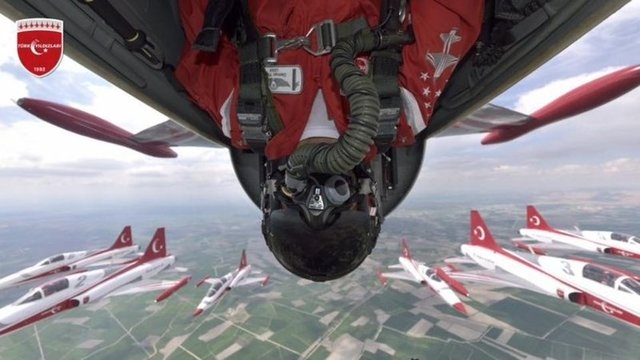 Türk Yıldızları'ndan 7 Uçakla Özçekim! 1