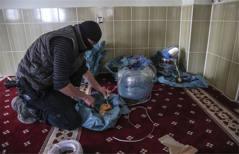 PKK'lılar Camiye de Bomba Yerleştirmiş! 1