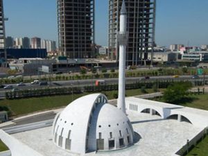 İstanbul'da bulunan ne sıradışı camiler