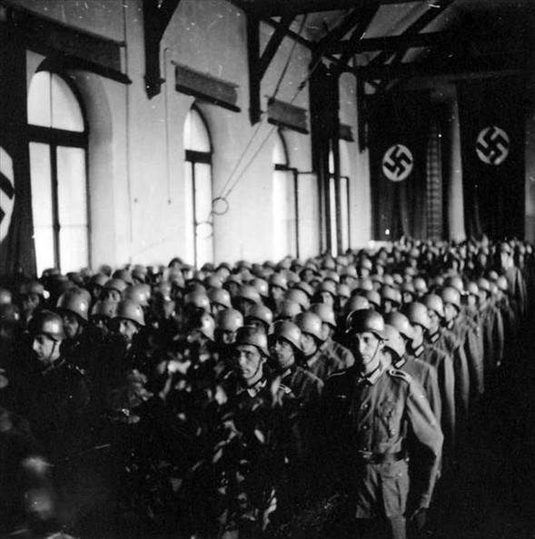 Nazi fotoğraf albümlerinden 2. Dünya Savaşı 52