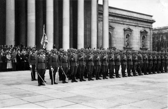 Nazi fotoğraf albümlerinden 2. Dünya Savaşı 58