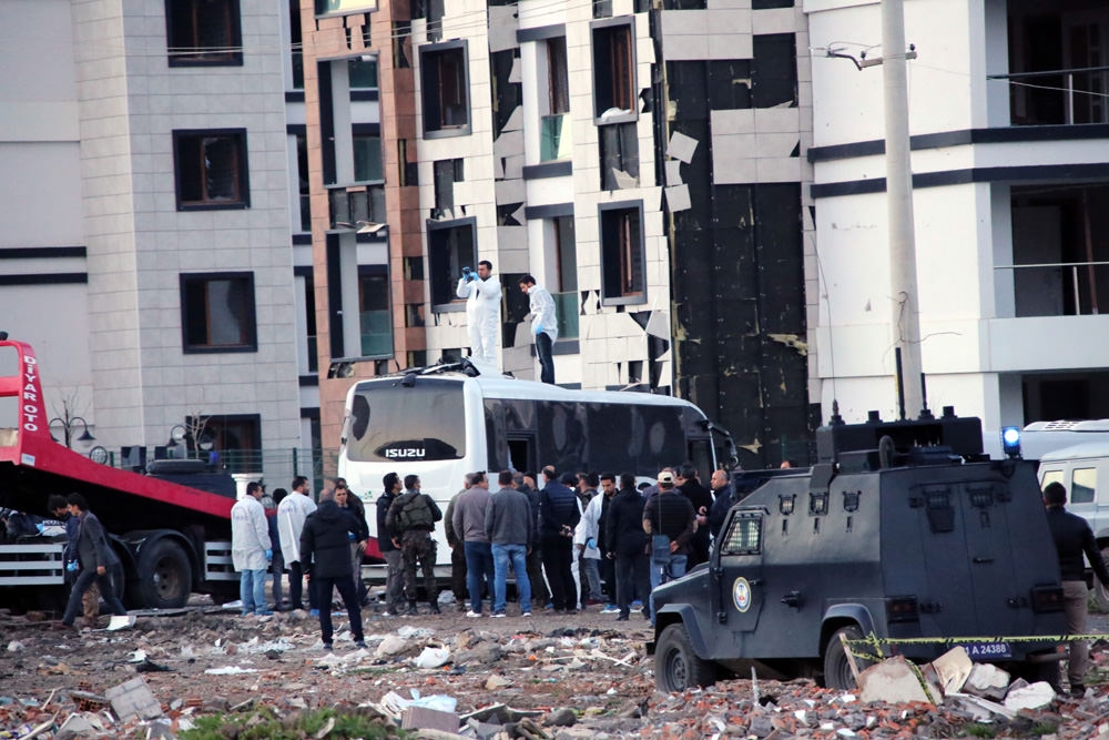 Diyarbakır'da şehit olan polisler! 1