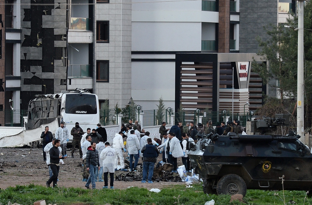 Diyarbakır'da şehit olan polisler! 14