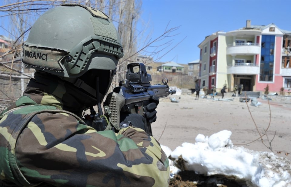 Yüksekova'da terör operasyonları 30