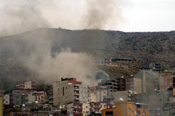 PKK'lı keskin nişancılara top atışı! 3