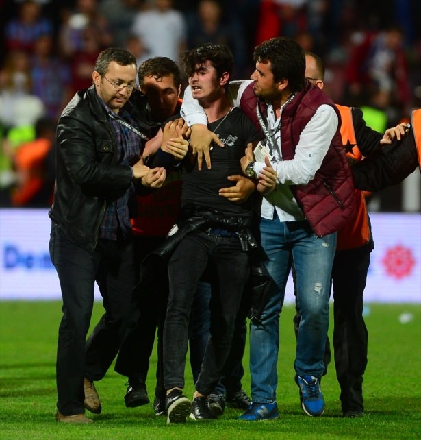 Trabzon'da olaylı maç! 6