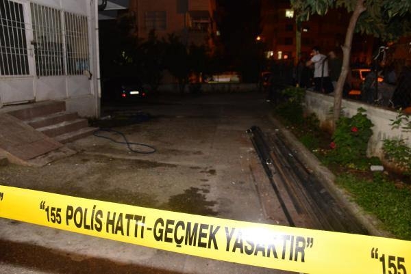 Mersin'de üniversiteli genç annesinin gözü önünde öldürüldü 2