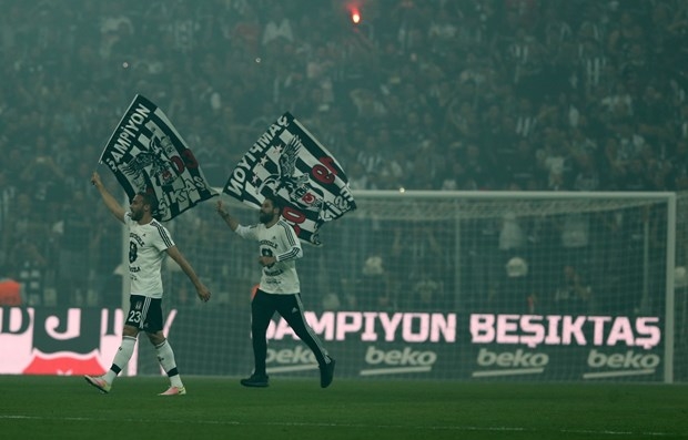 Beşiktaşlı futbolcuların şampiyonluk sevinci 4