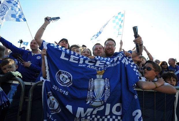 Leicester City şampiyonluğunu kutladı 2